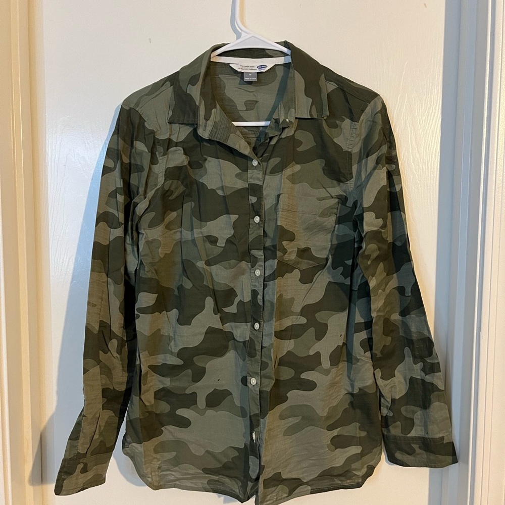 Camo button up